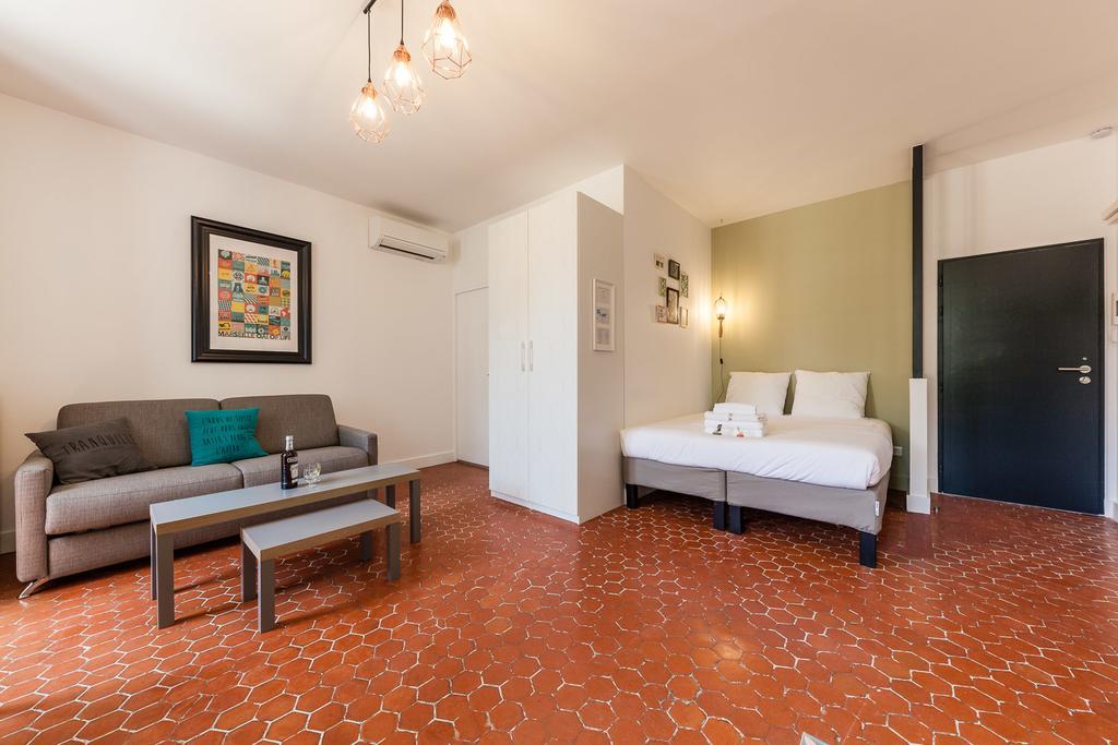 Chez Nous - 7 Appartements Sur Le Vieux Port Μασσαλία Εξωτερικό φωτογραφία